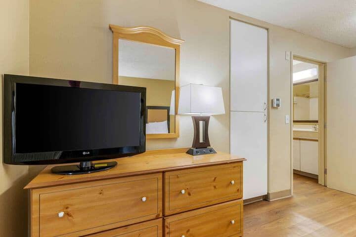 Room 22 of 48