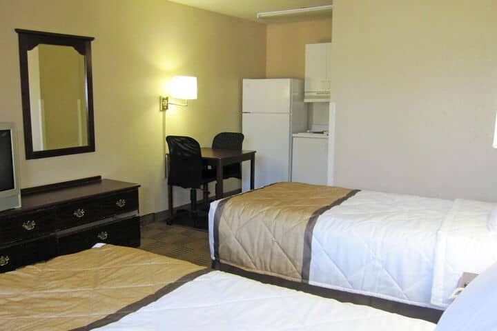 Room 17 of 25