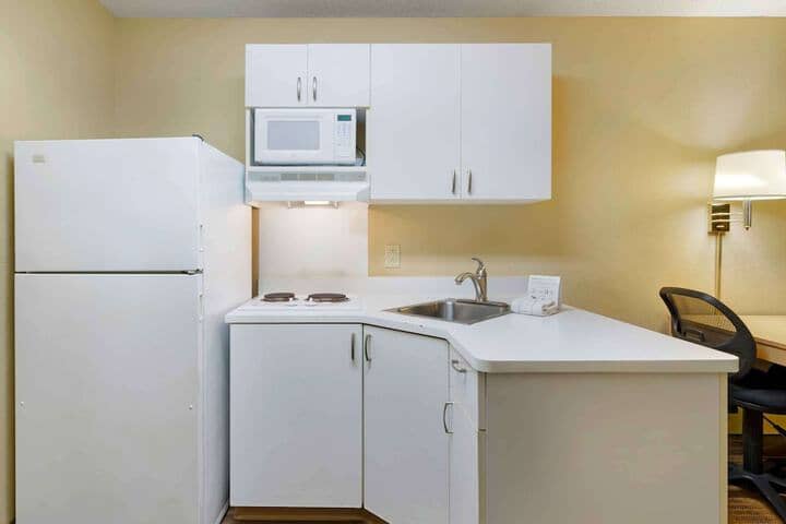 Room 16 of 26