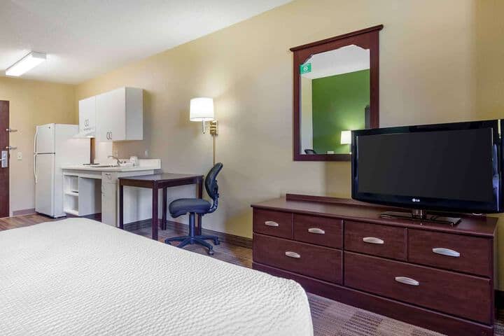 Room 7 of 26