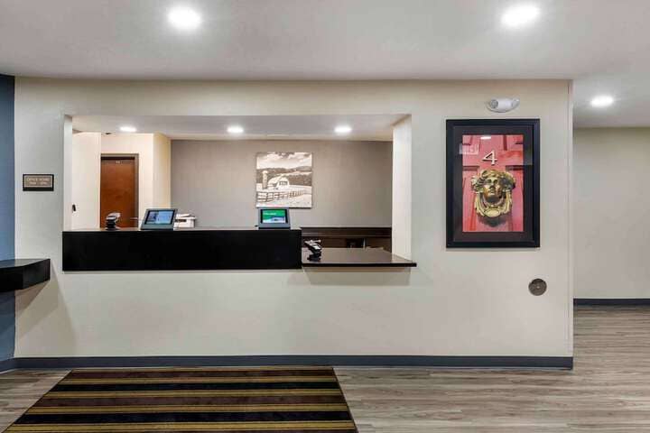 Hotel Interior 3 of 31