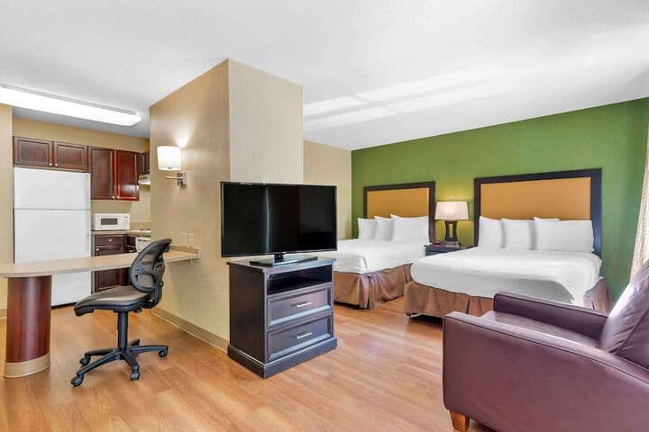Room 21 of 48